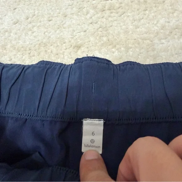 Lululemon On The Fly Pant Luxtreme Navy Blue Women's 6 LW5BLPS - Picture 3 of 10